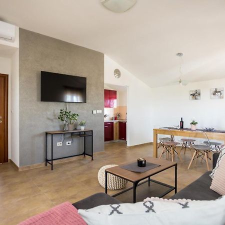 Apartmani Beba Omišalj المظهر الخارجي الصورة