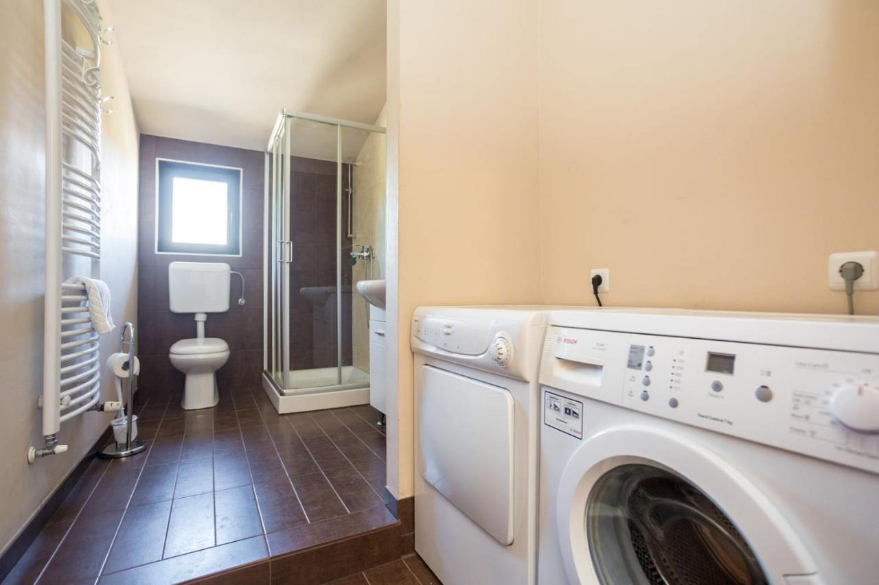 Apartmani Beba Omišalj المظهر الخارجي الصورة
